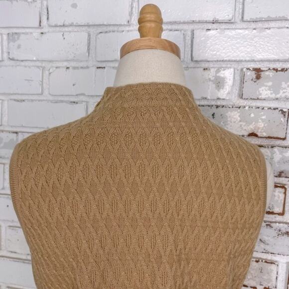 Vintage 90s Mock Neck Camel Tan Sleeveless Zip Detail Diamond Knit Sweater - Picture 7 of 9